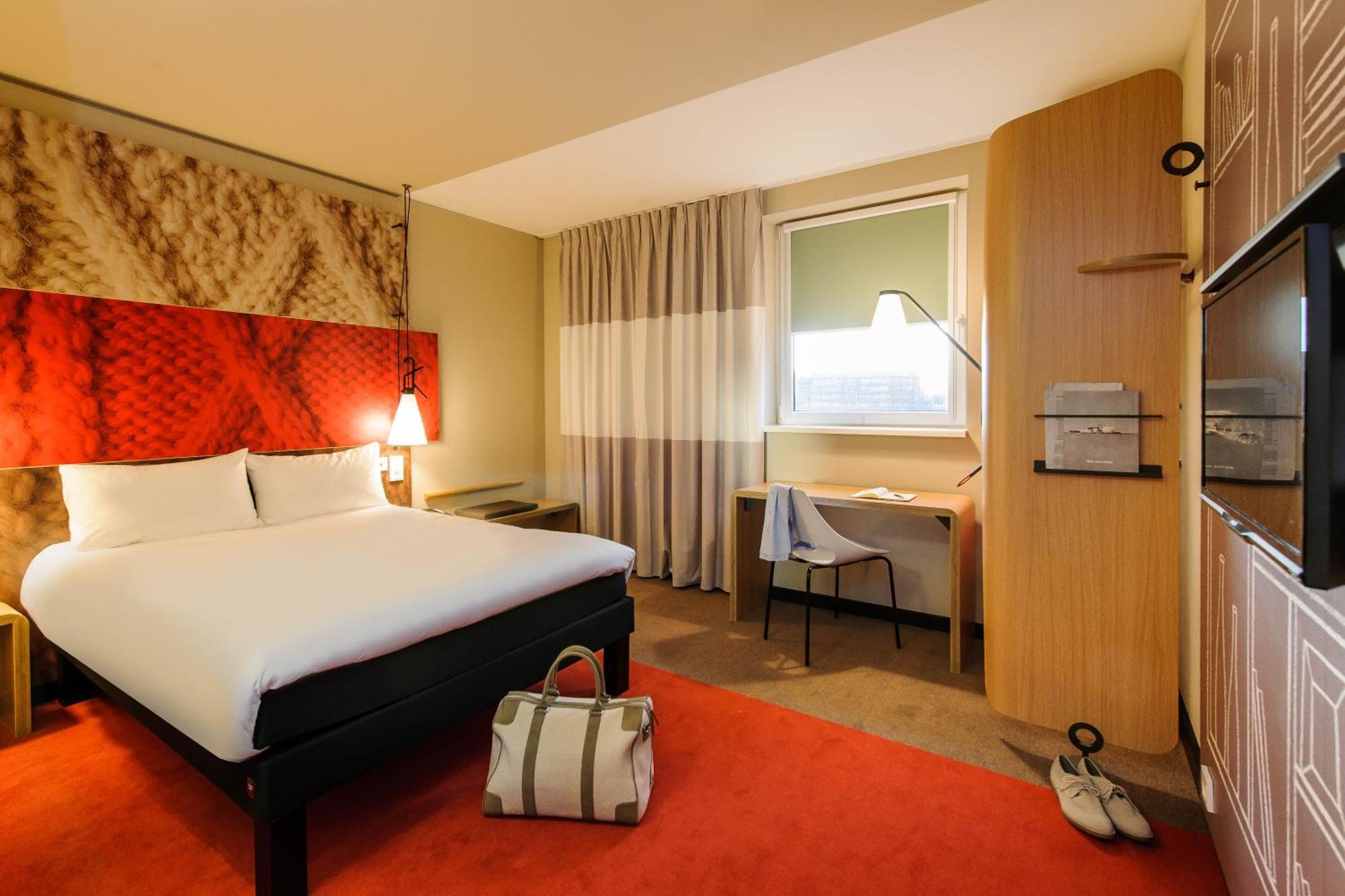 Ibis Hotel 3*
