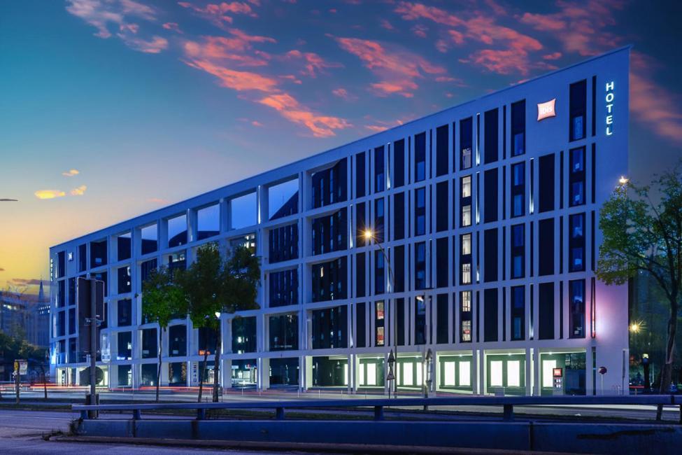 Hotel Ibis 3*